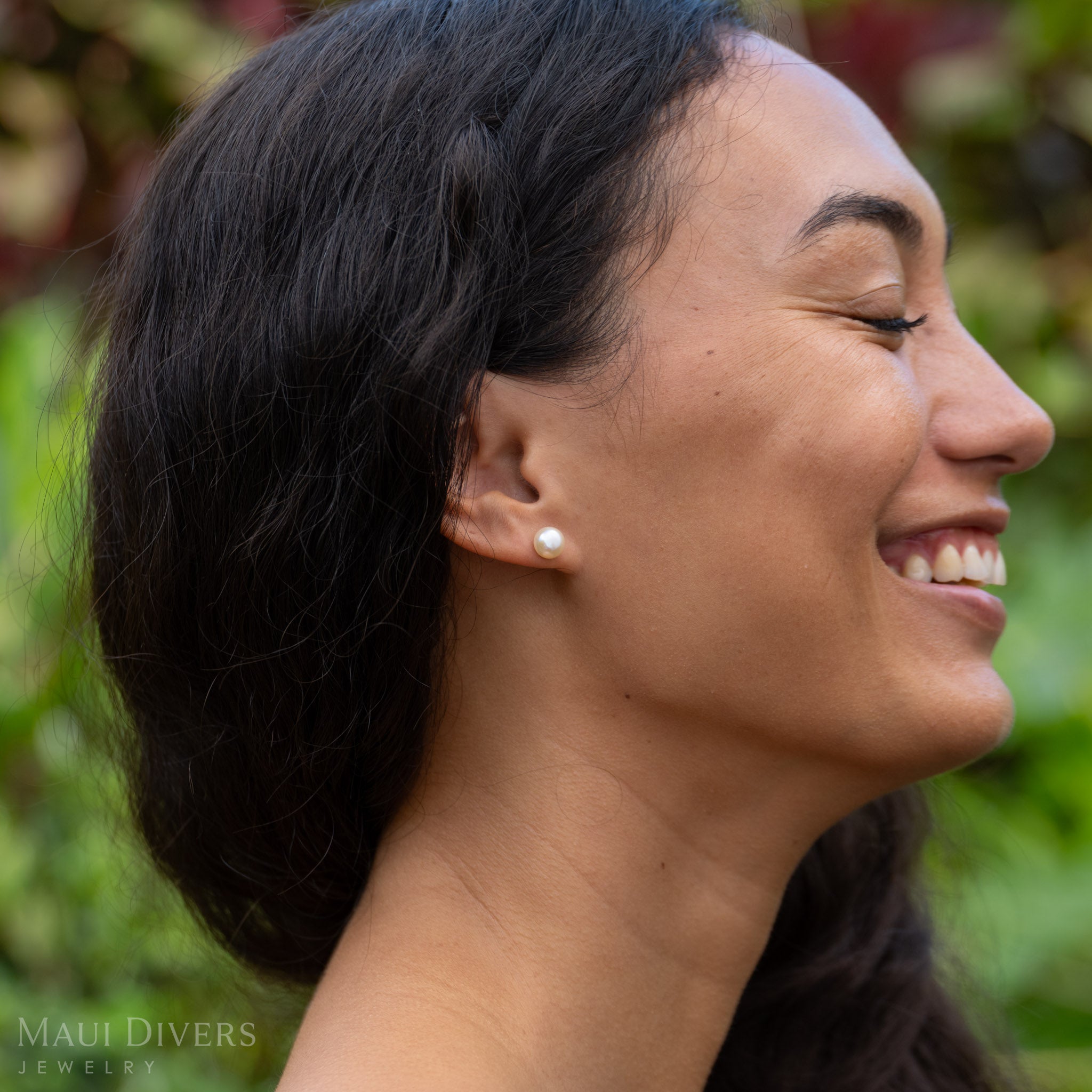 Freshwater Button Pearl Earrings in Gold - 8-9mm