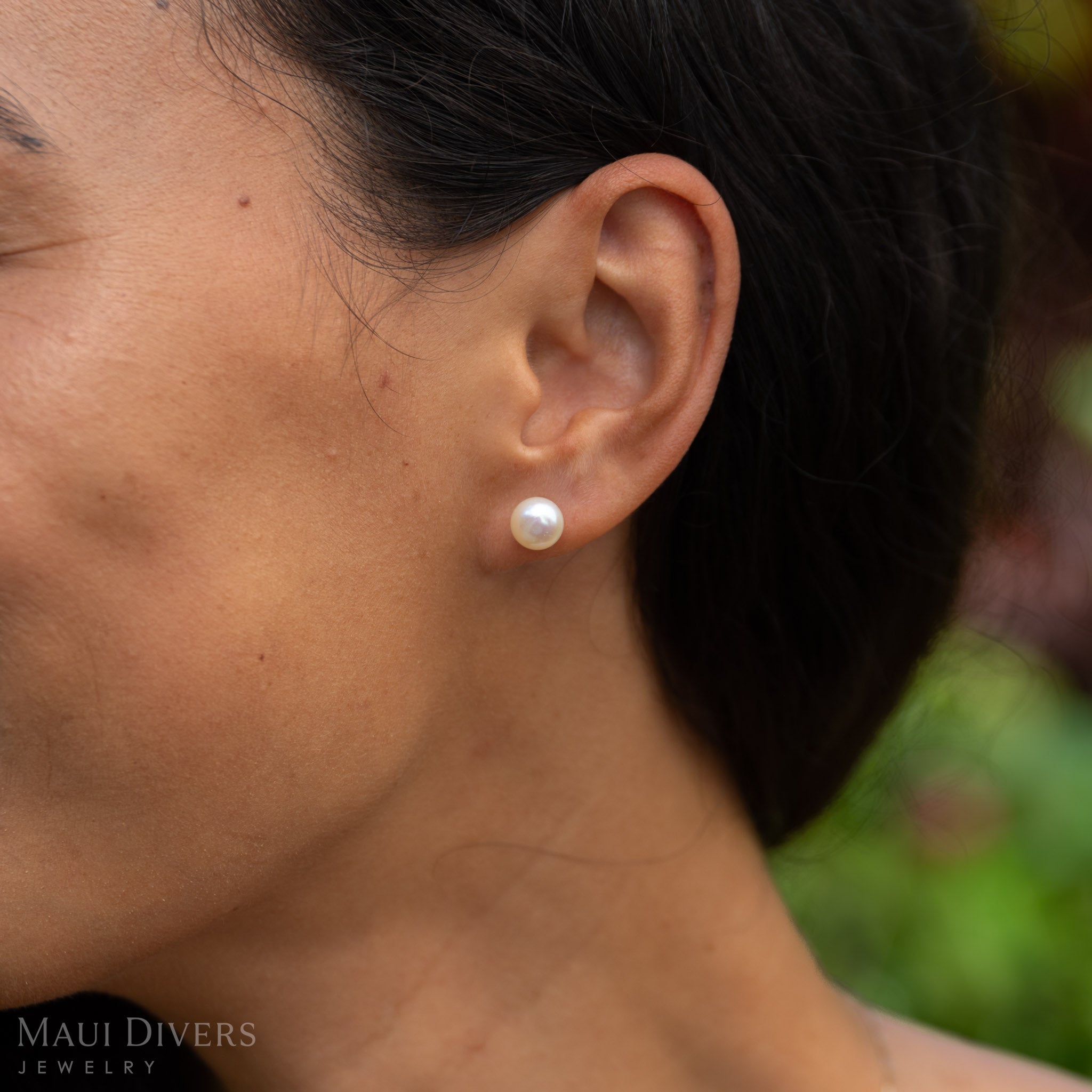 Freshwater Button Pearl Earrings in Gold - 8-9mm