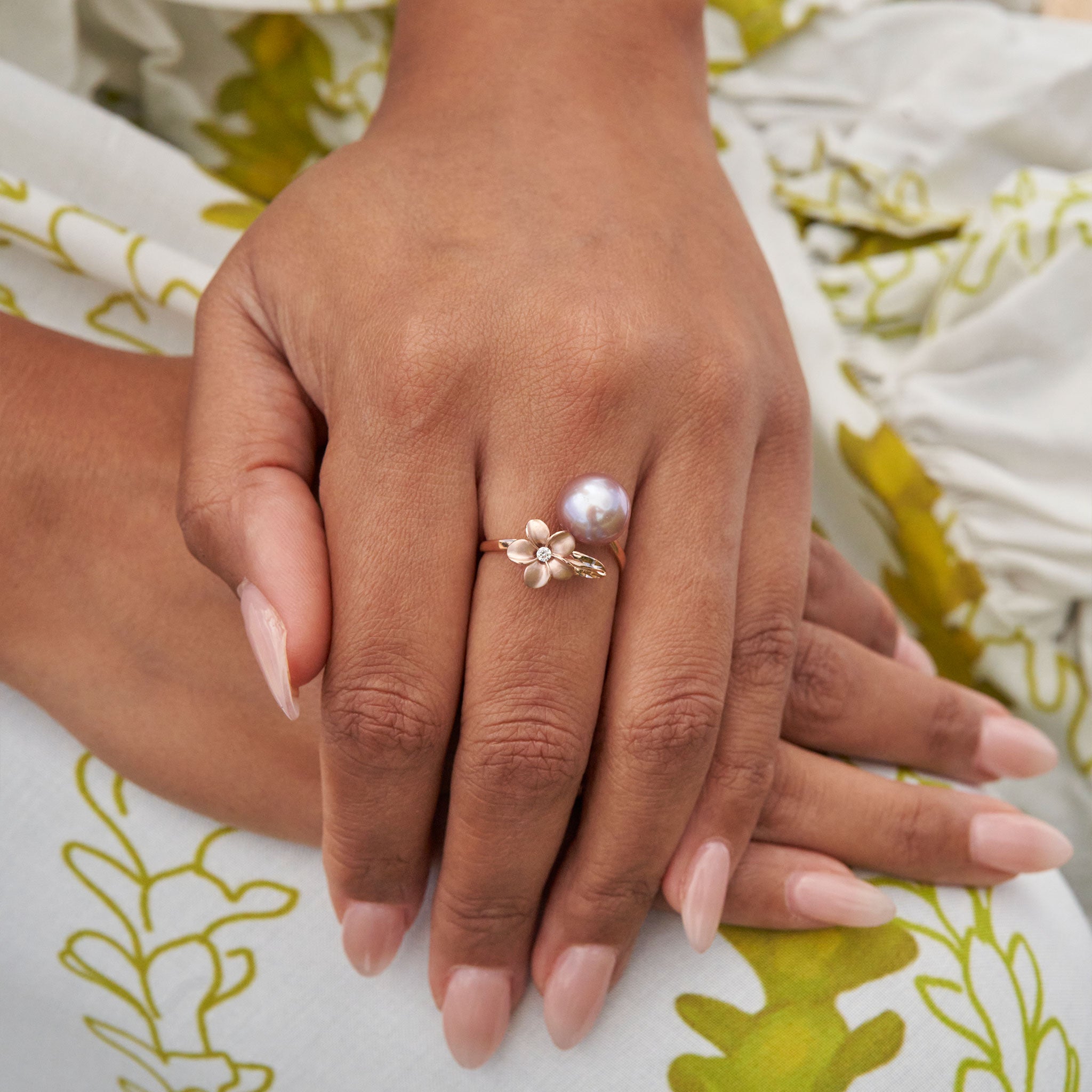 Plumeria Lilac Freshwater Pearl Ring in Rose Gold - 10-11mm