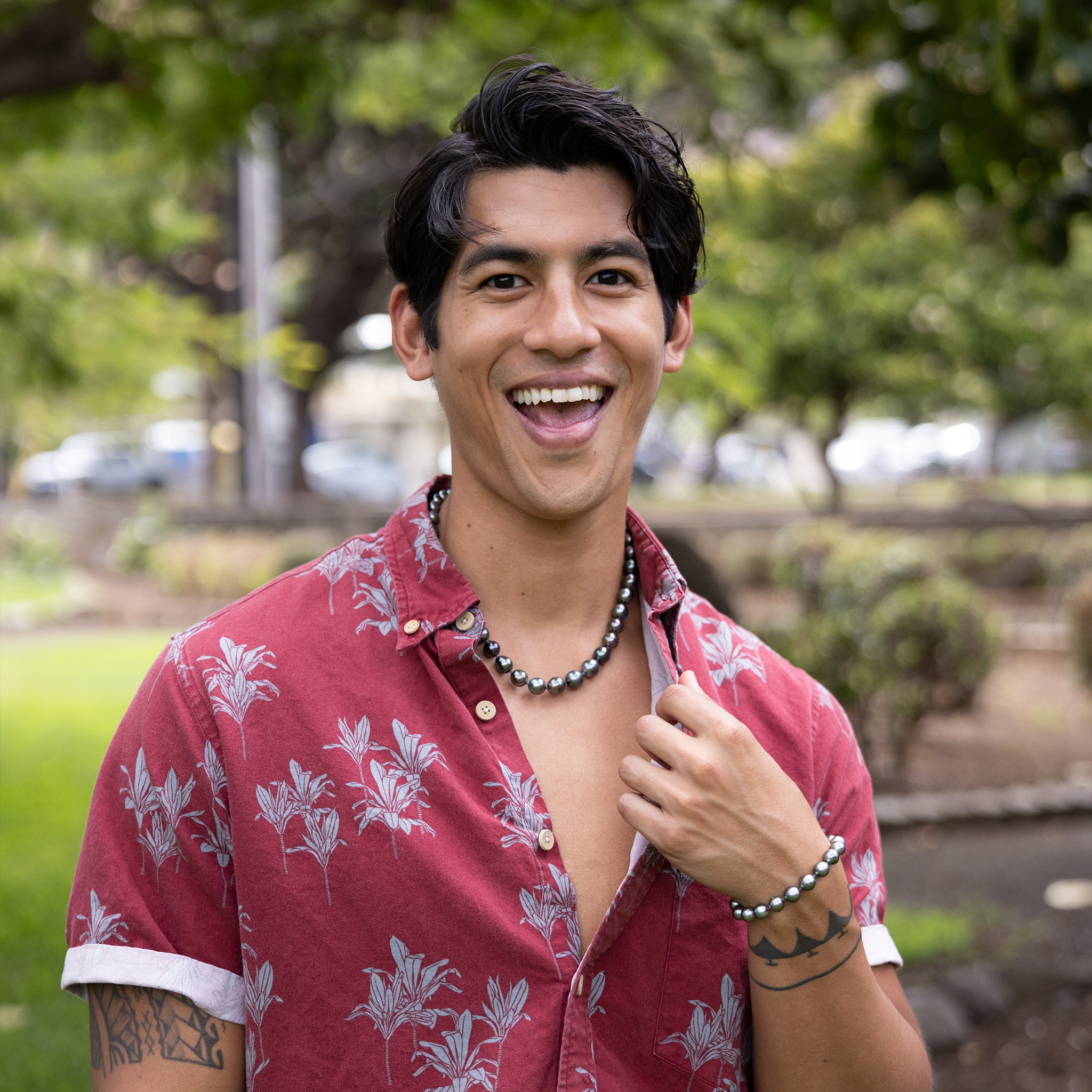 ホワイトゴールドのタヒチアンブラックパールブレスレット-9-10mm -サイズ8 "