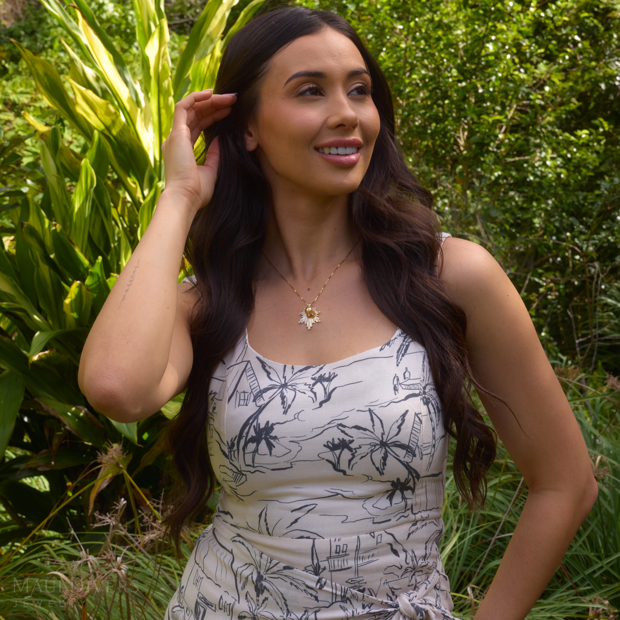 E Hoāla 南洋ゴールドパールペンダント ゴールド ダイヤモンド付き - 27mm