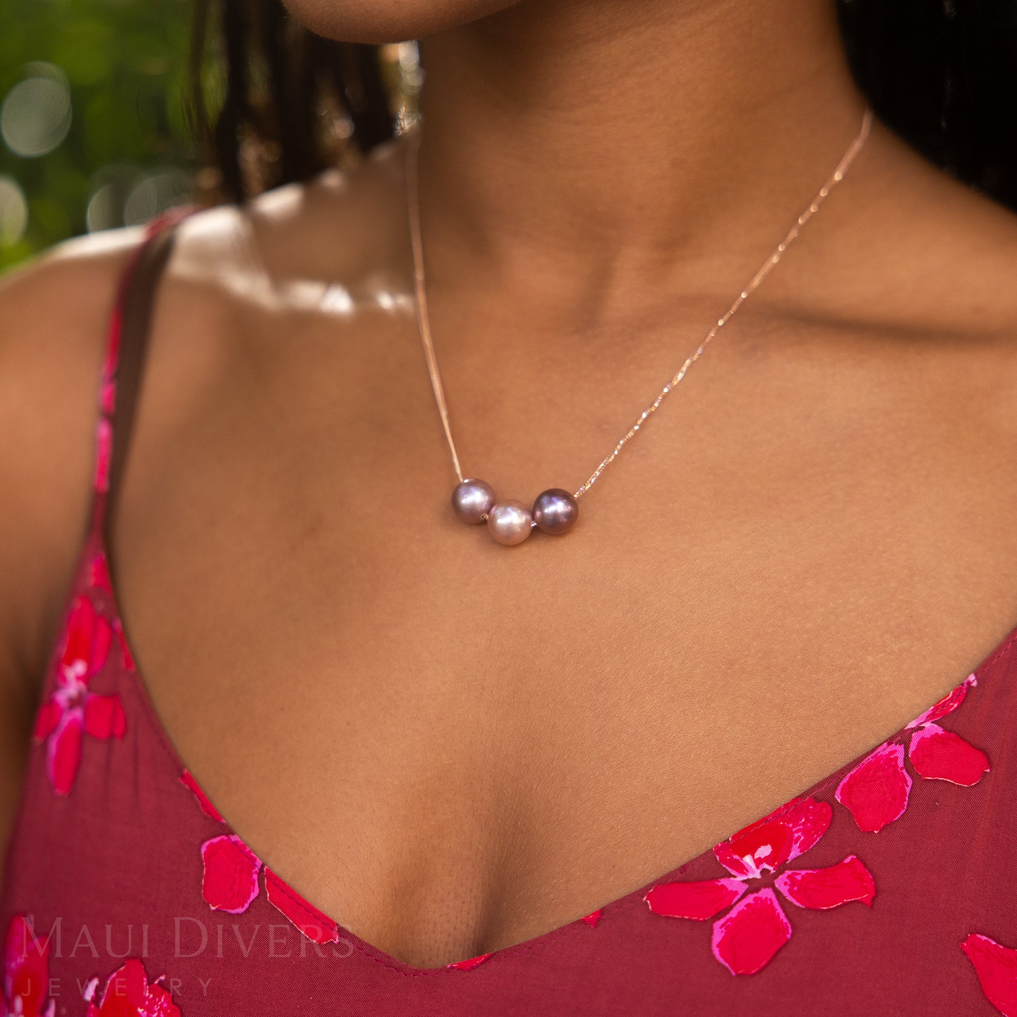 16-18" Adjustable Freshwater Lilac and Ultraviolet Pearl Necklace in Rose Gold - 10-11mm