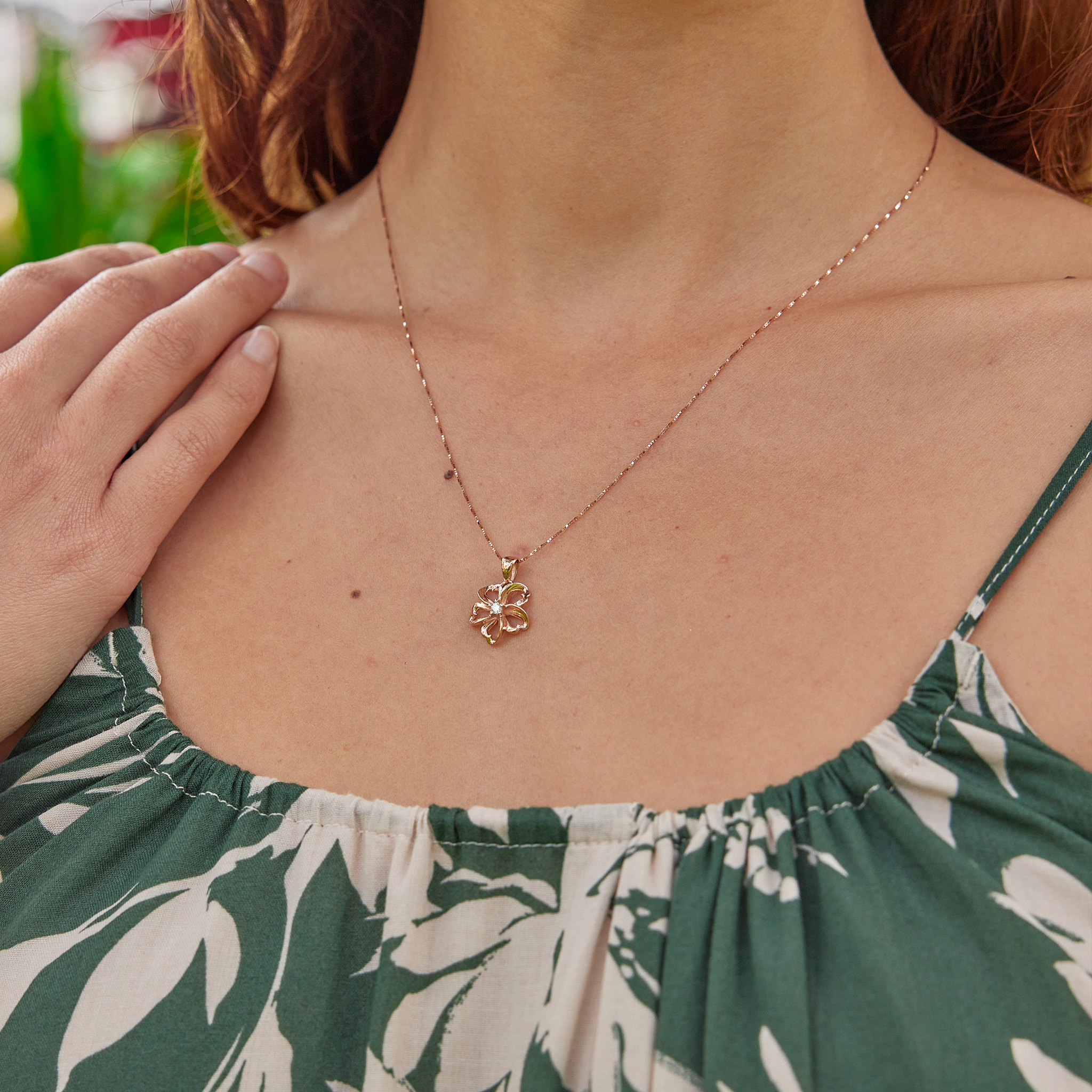18" Plumeria Pendant Necklace in Rose Gold with Diamond - 14mm