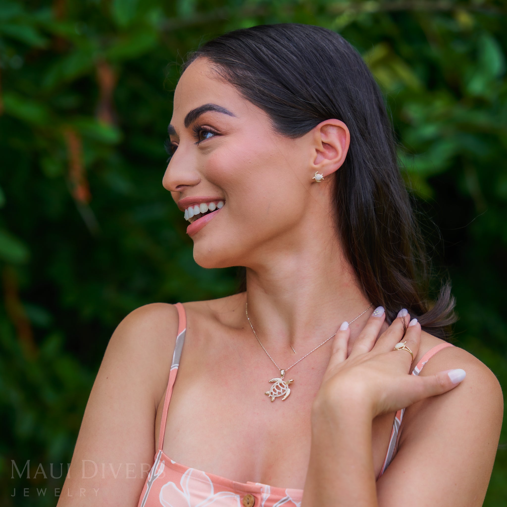 ホヌ ピアス ゴールド ダイヤモンド付き - 10mm