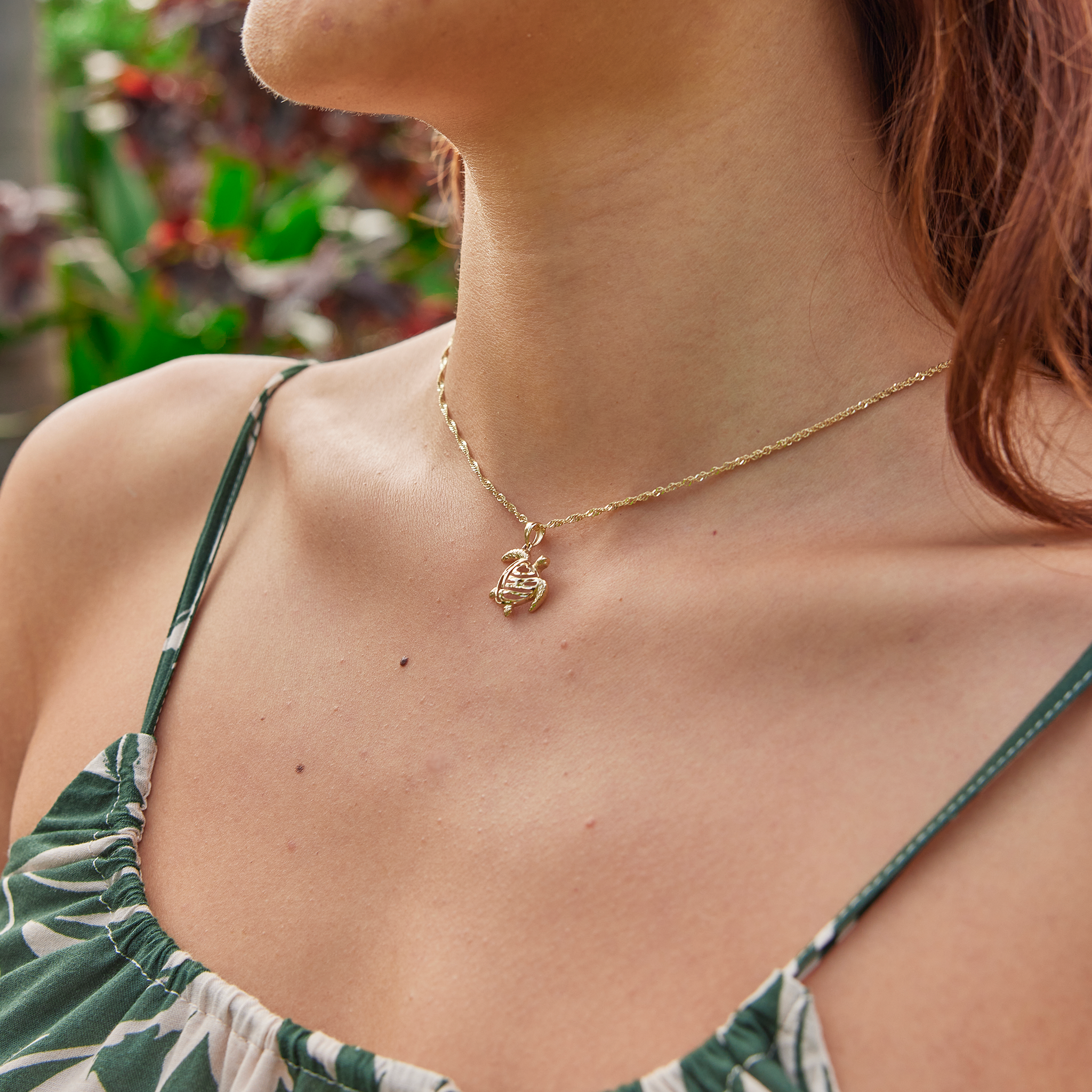 Honu Pendant in Gold - 15mm