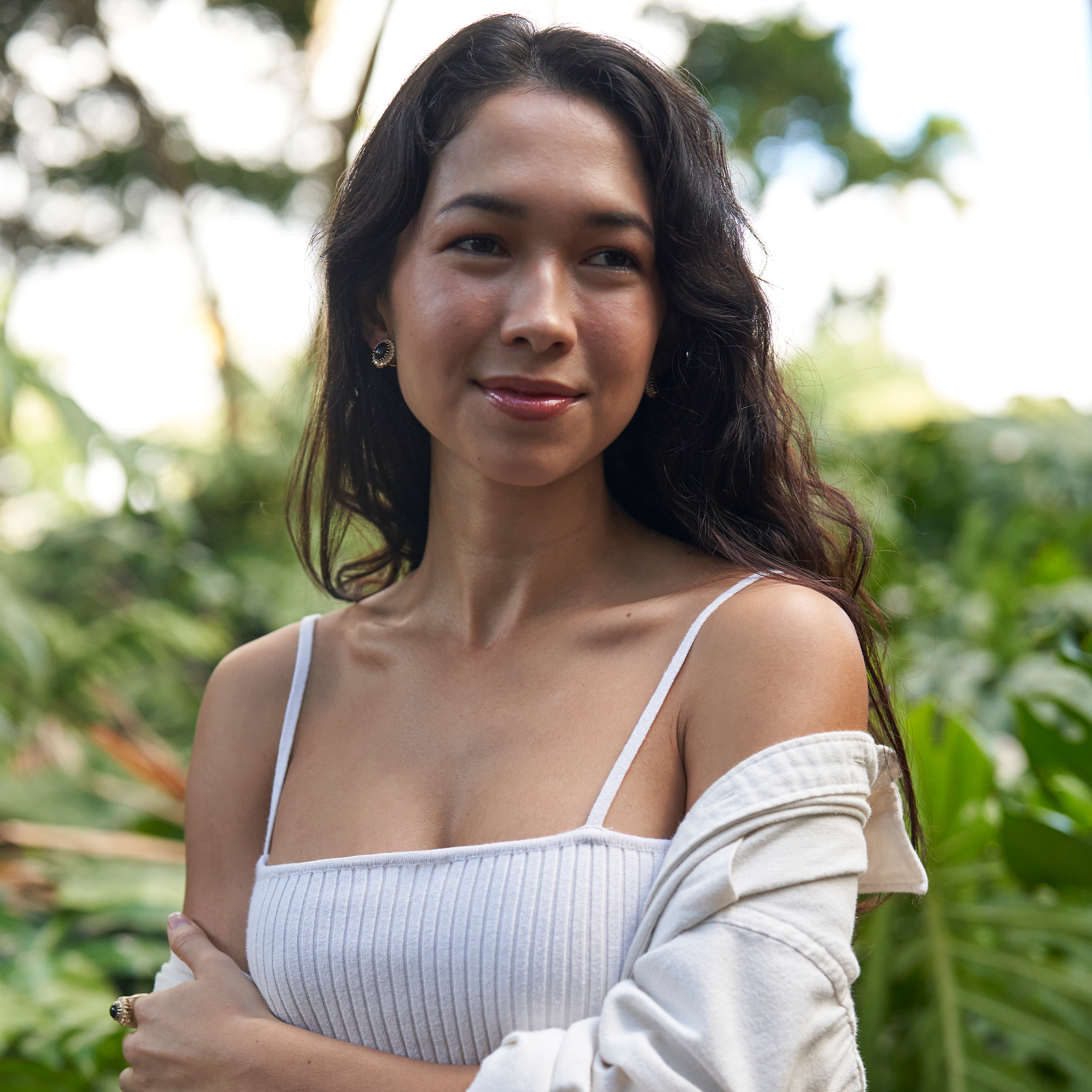 ダイヤモンドと金の王女の王女の黒いサンゴ礁のイヤリング - 10mm