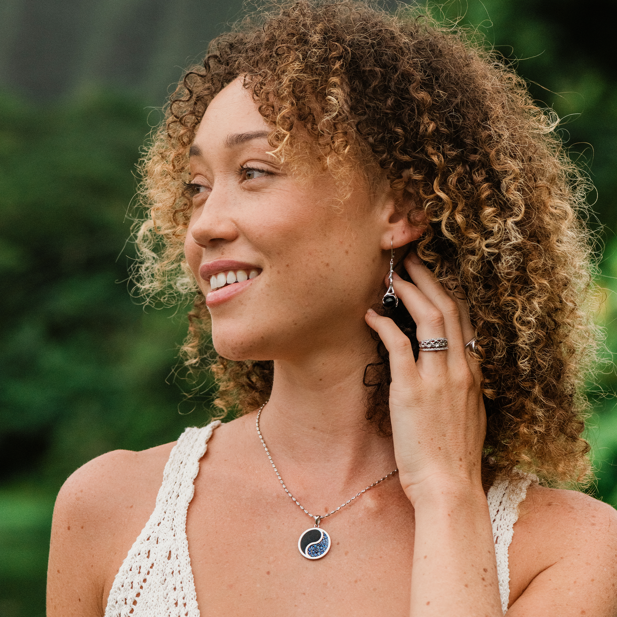 Heritage Black Coral Earrings in White Gold - 30mm