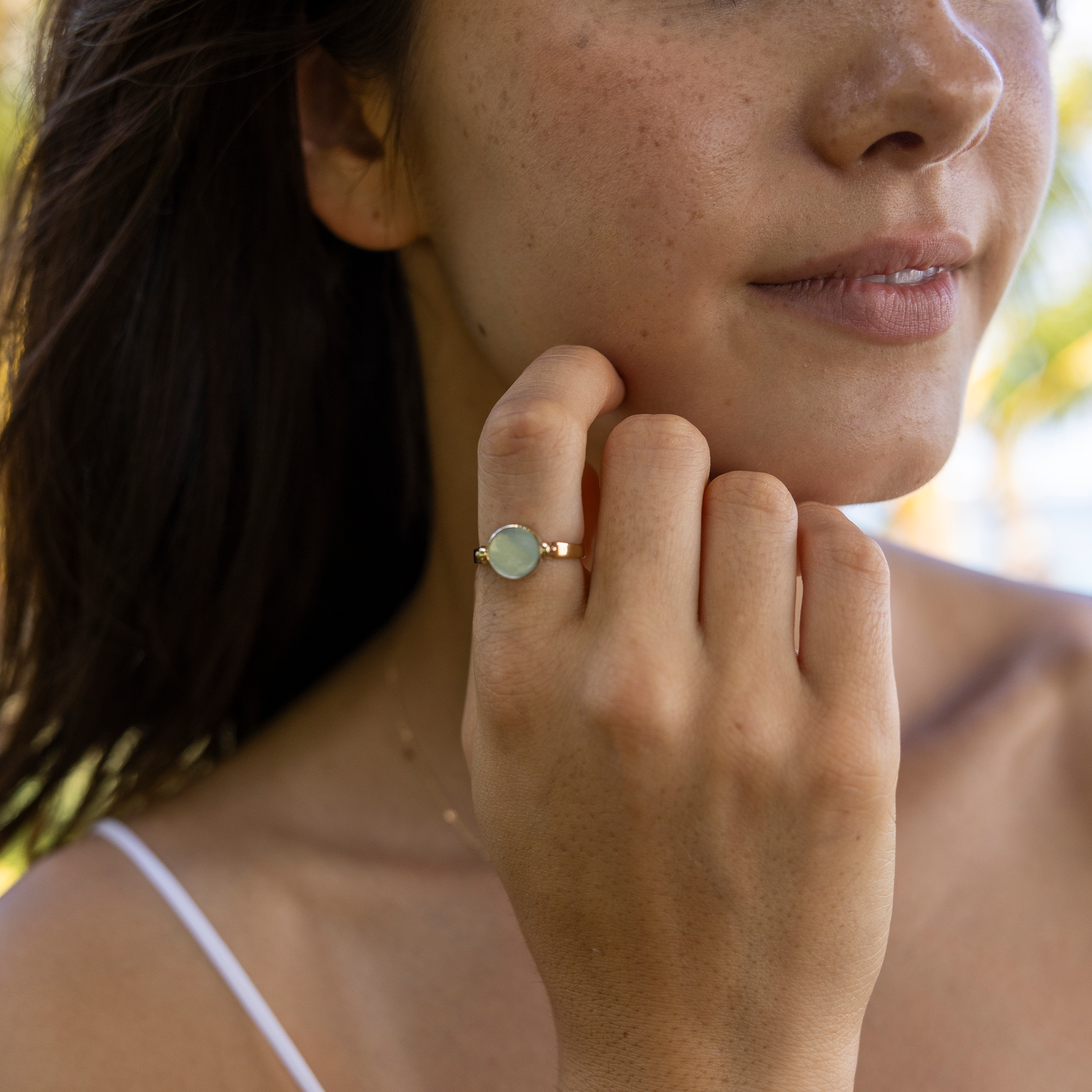 金のEclipseフリップサイドブラックコーラルリング - 9mm