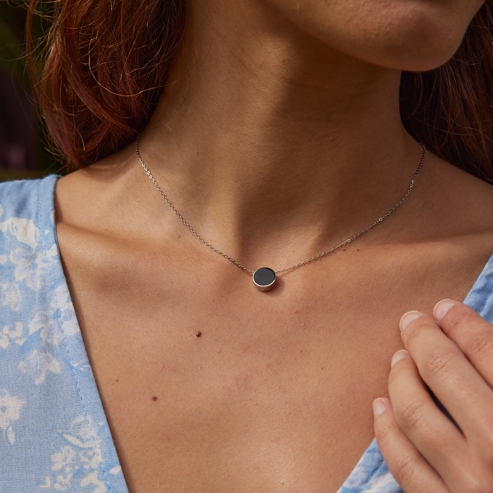 16~18インチ 調節可能なエクリプス フリップサイド ブラック コーラル & マザー オブ パール ネックレス ホワイト ゴールド - 9mm