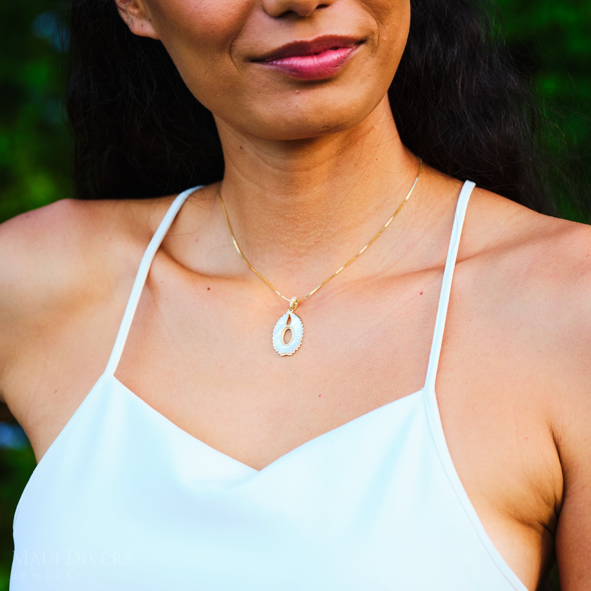 Pueo (Owl) Mother of Pearl Pendant in Gold with Diamonds - 28mm