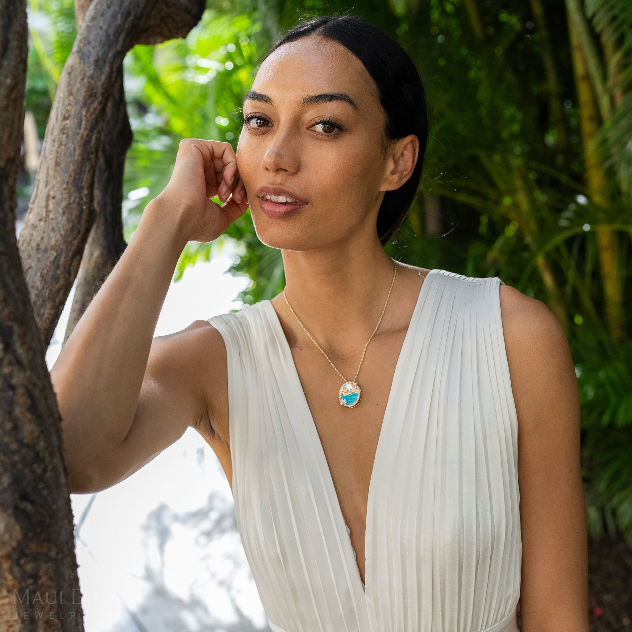 ビーチ&マウンテン ナウパカ ターコイズ&マザーオブパールペンダント トリカラーゴールド ダイヤモンド付き