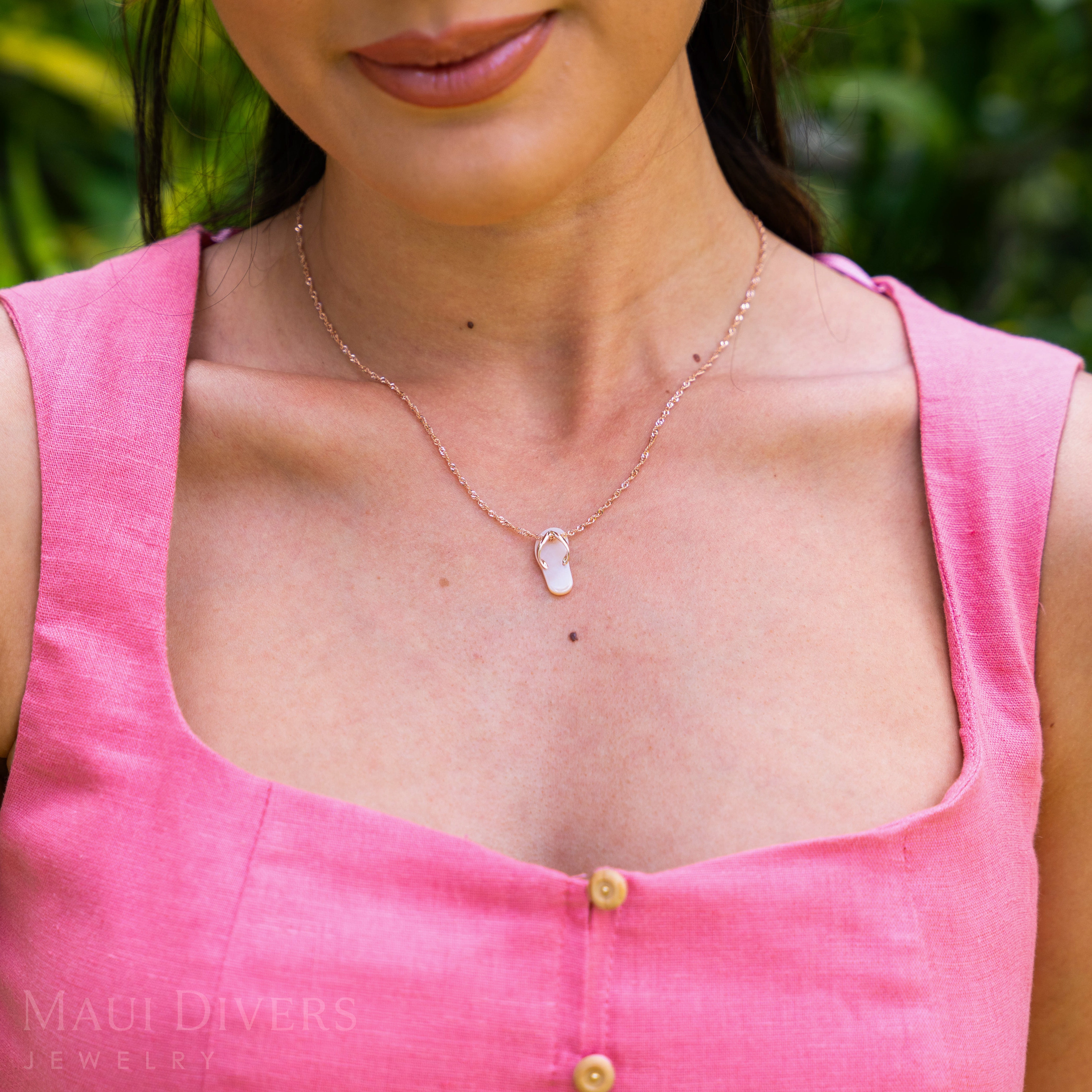 Mother of Pearl Slipper Pendant in Rose Gold - 19mm