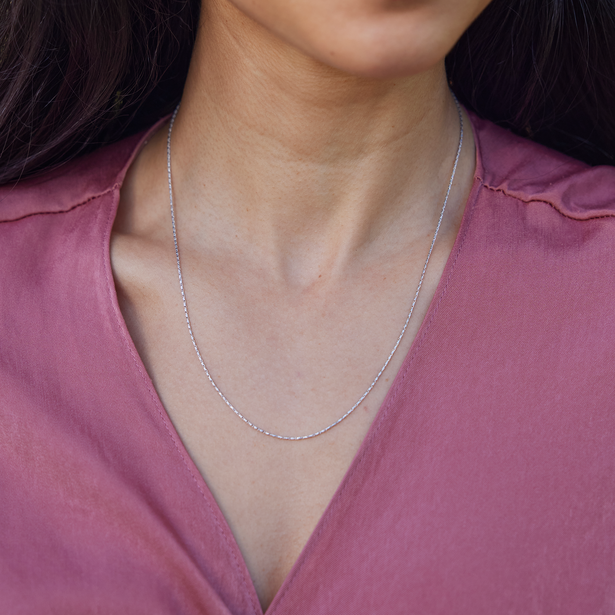 24" Adjustable 0.9mm Raso Chain in White Gold