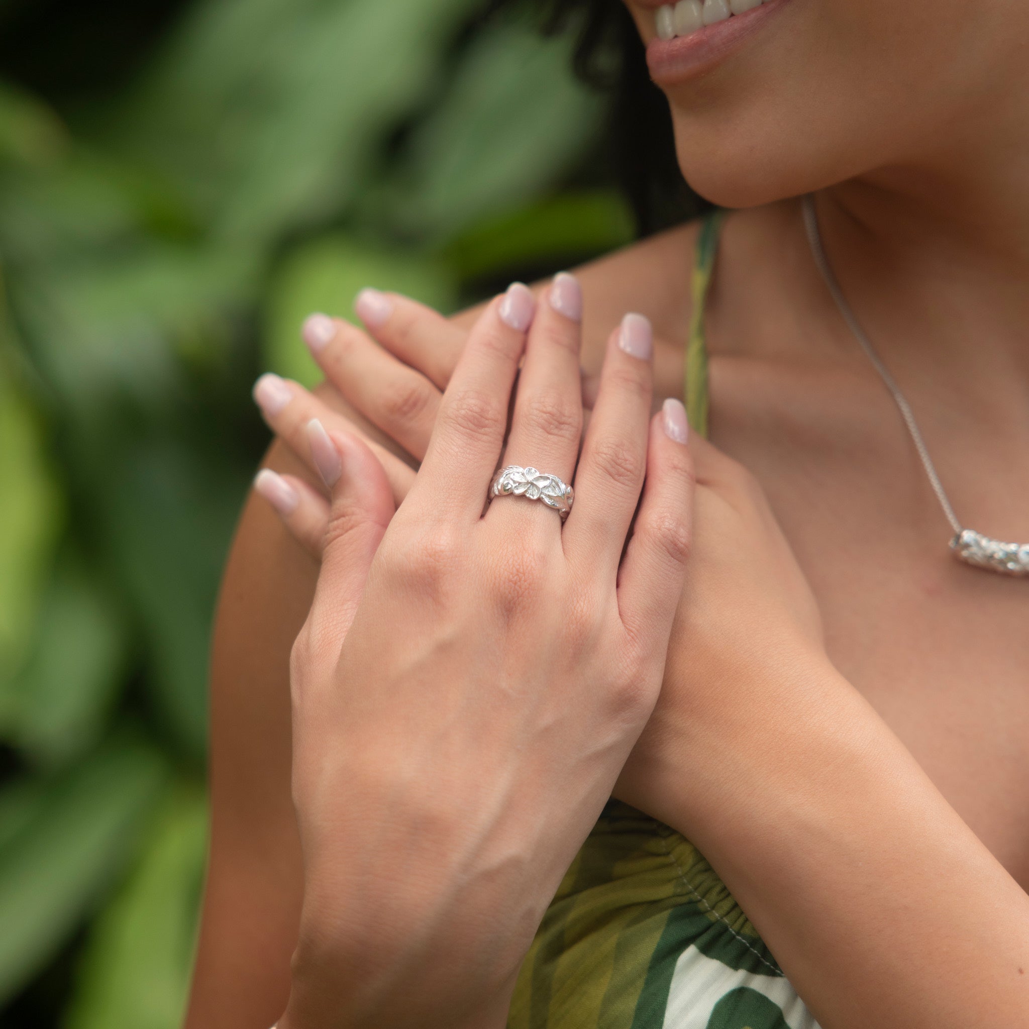 Hawaiianischer Erbstück-Plumeria-Ring aus Sterlingsilber – 8 mm