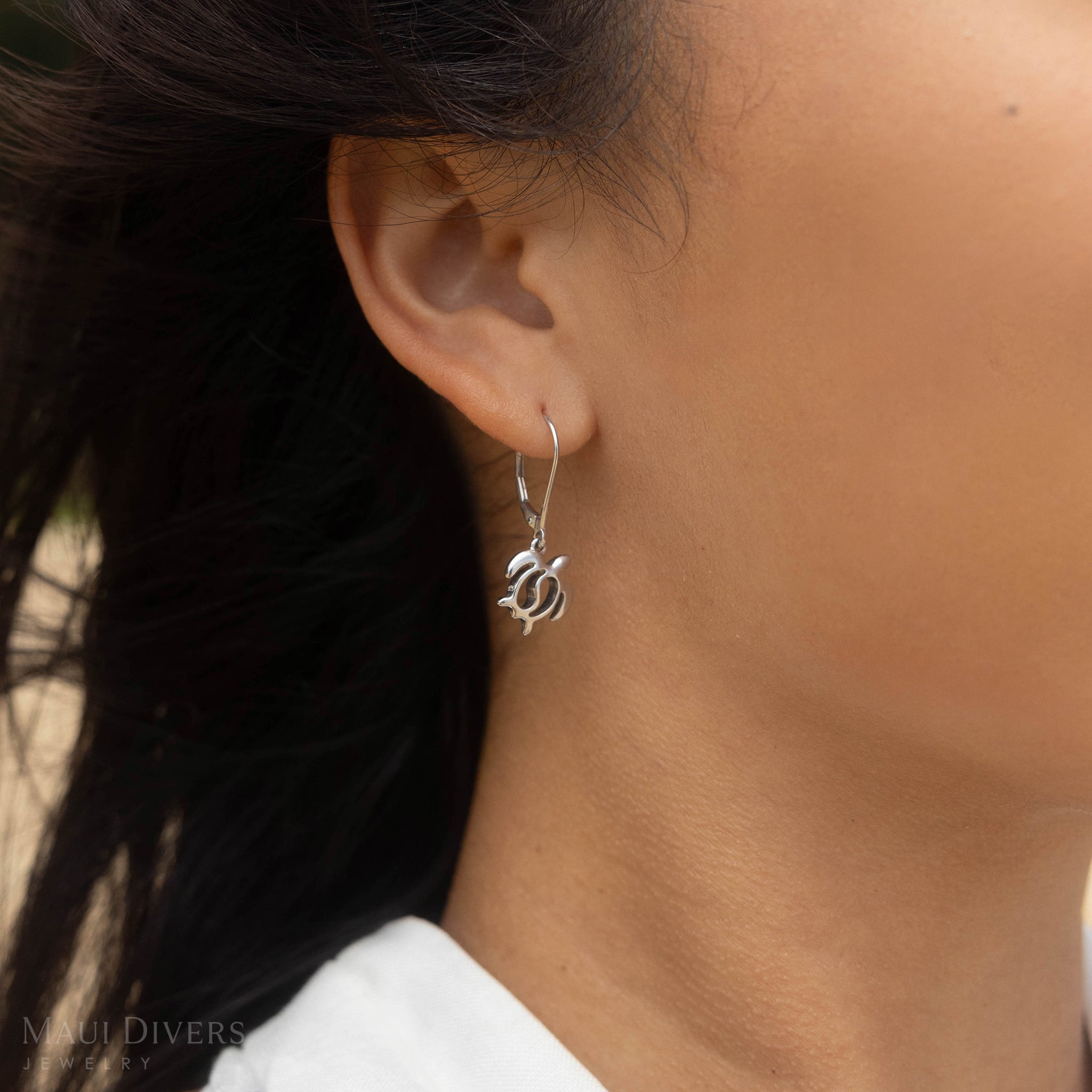 スターリング・シルバーの本宮 Yin Yang Earrings - 13mm