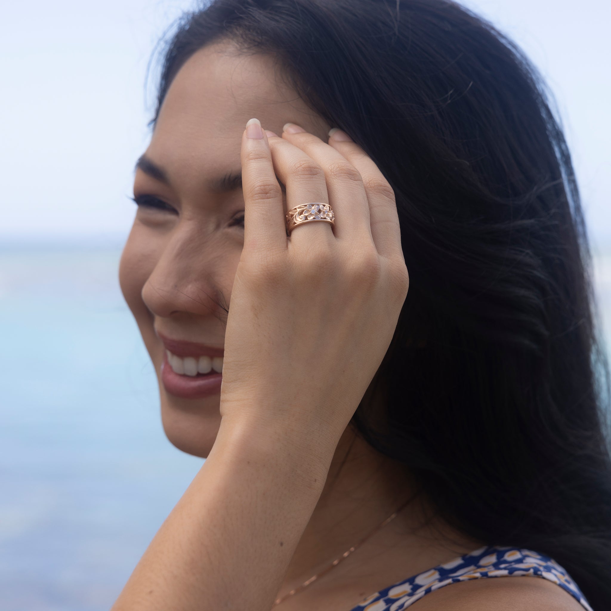 Hawaiian Heirloom Plumeria Ring in Rose Gold with Diamonds - 8mm