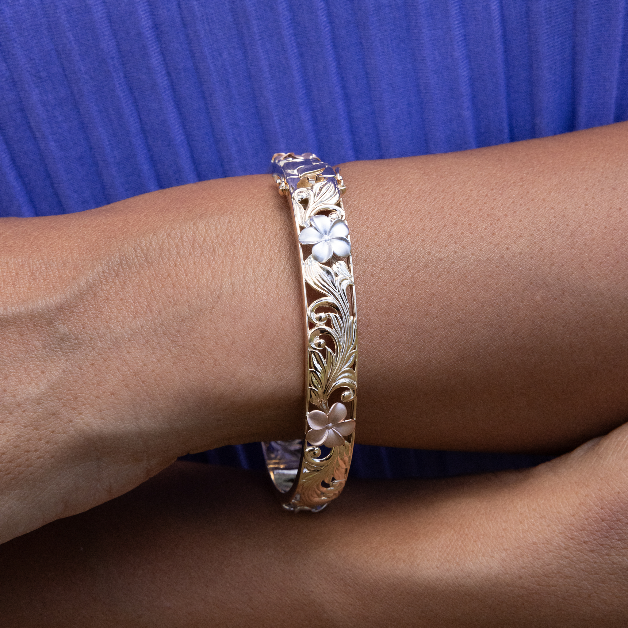 Hawaiian Heirloom Plumeria Hinge Bracelet in Tri Color Gold - 10mm