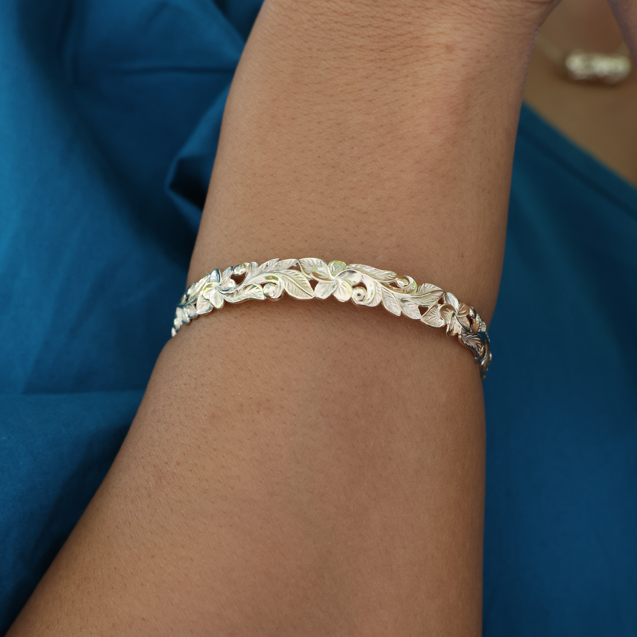 ハワイアンヒールームプルメリアブレスレット -  8mm