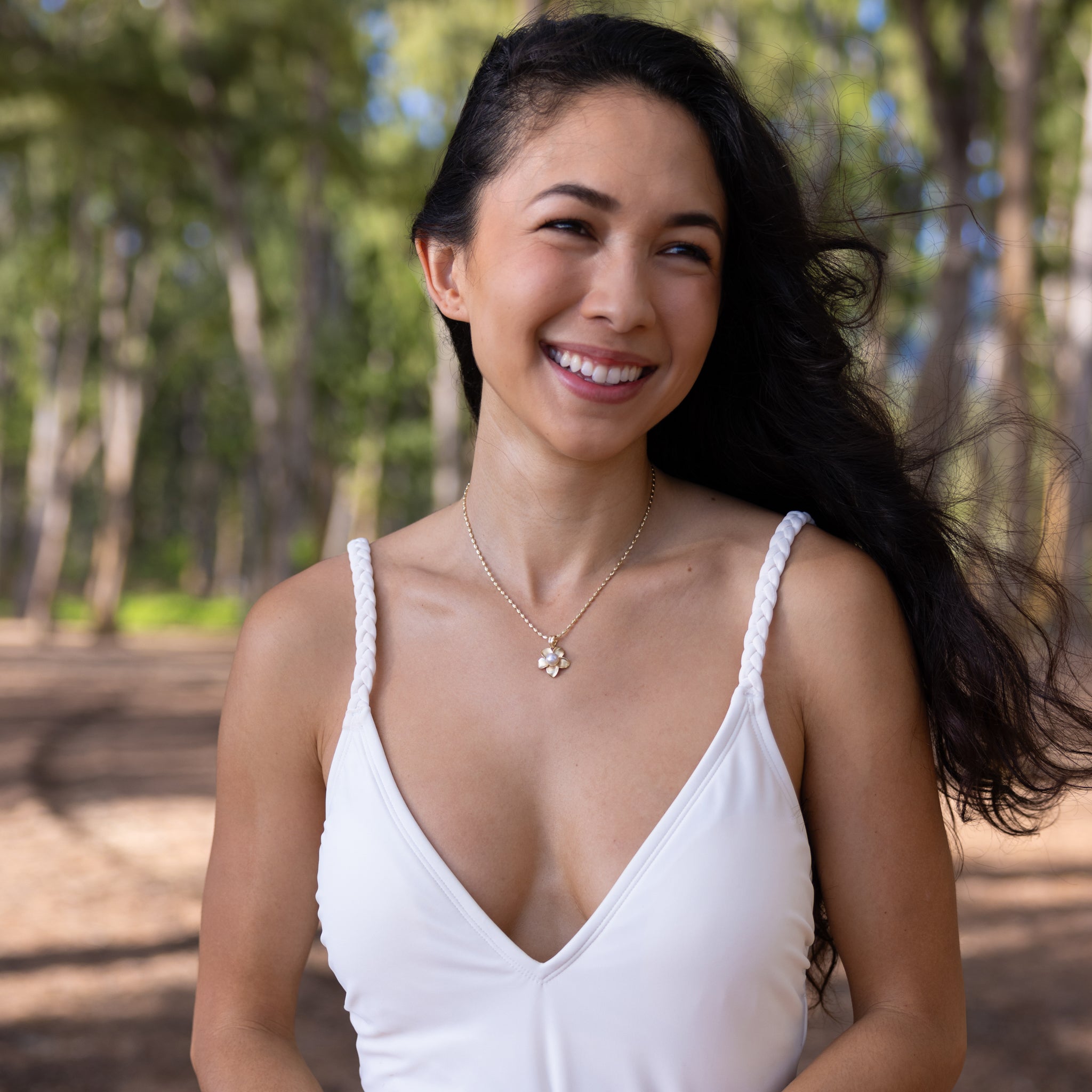 Pick A Pearl Plumeria Pendant in Gold - 18mm