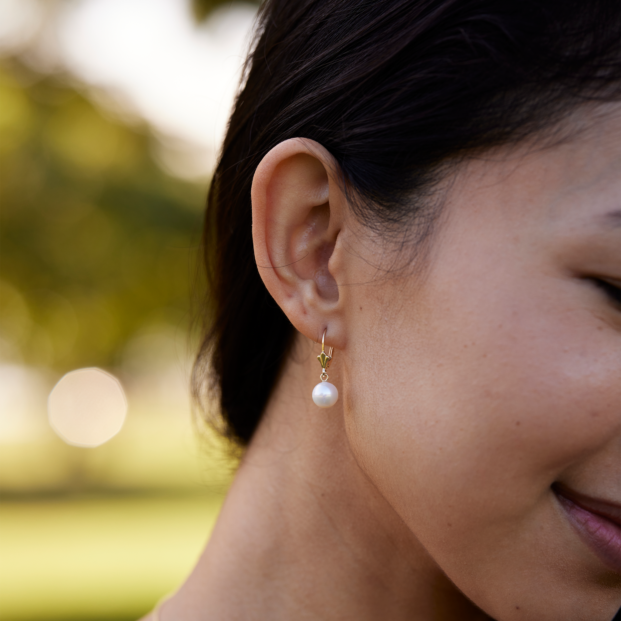 Pick A Pearl Earrings in Gold