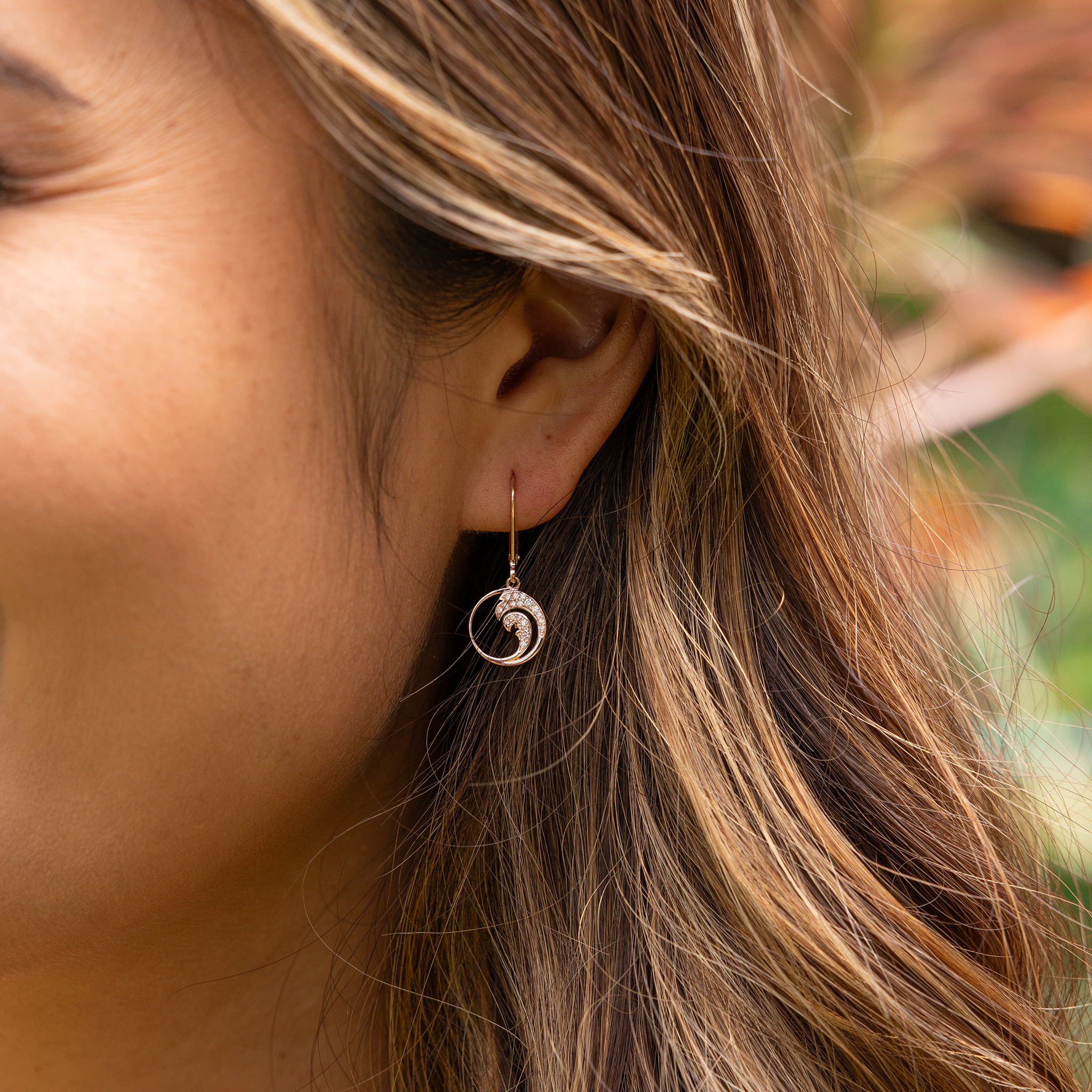Nalu Earrings in Rose Gold with Diamonds - 12mm