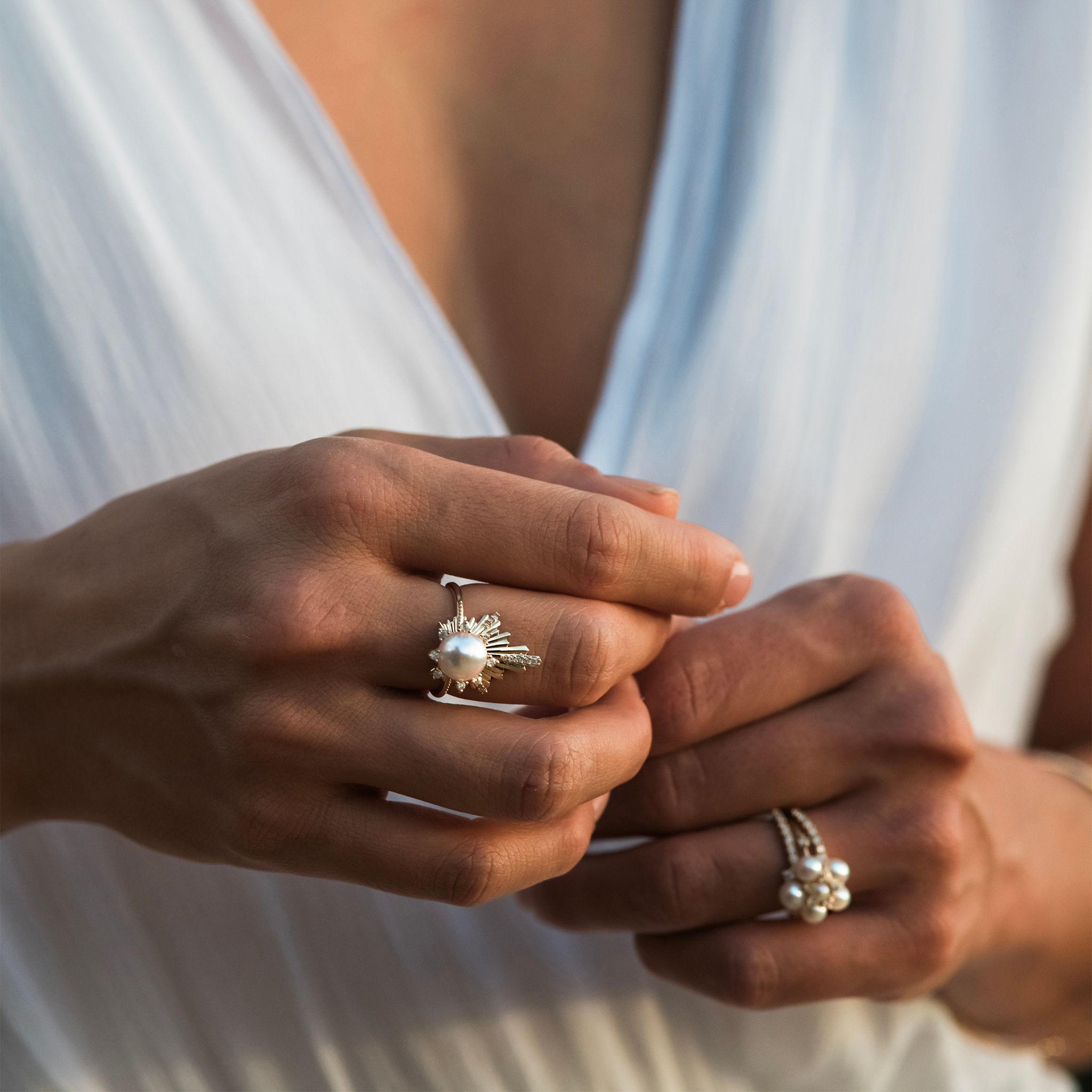 アコヤ・ホワイト・パール・リング・イン・ダイアモンドス ( 21mm )