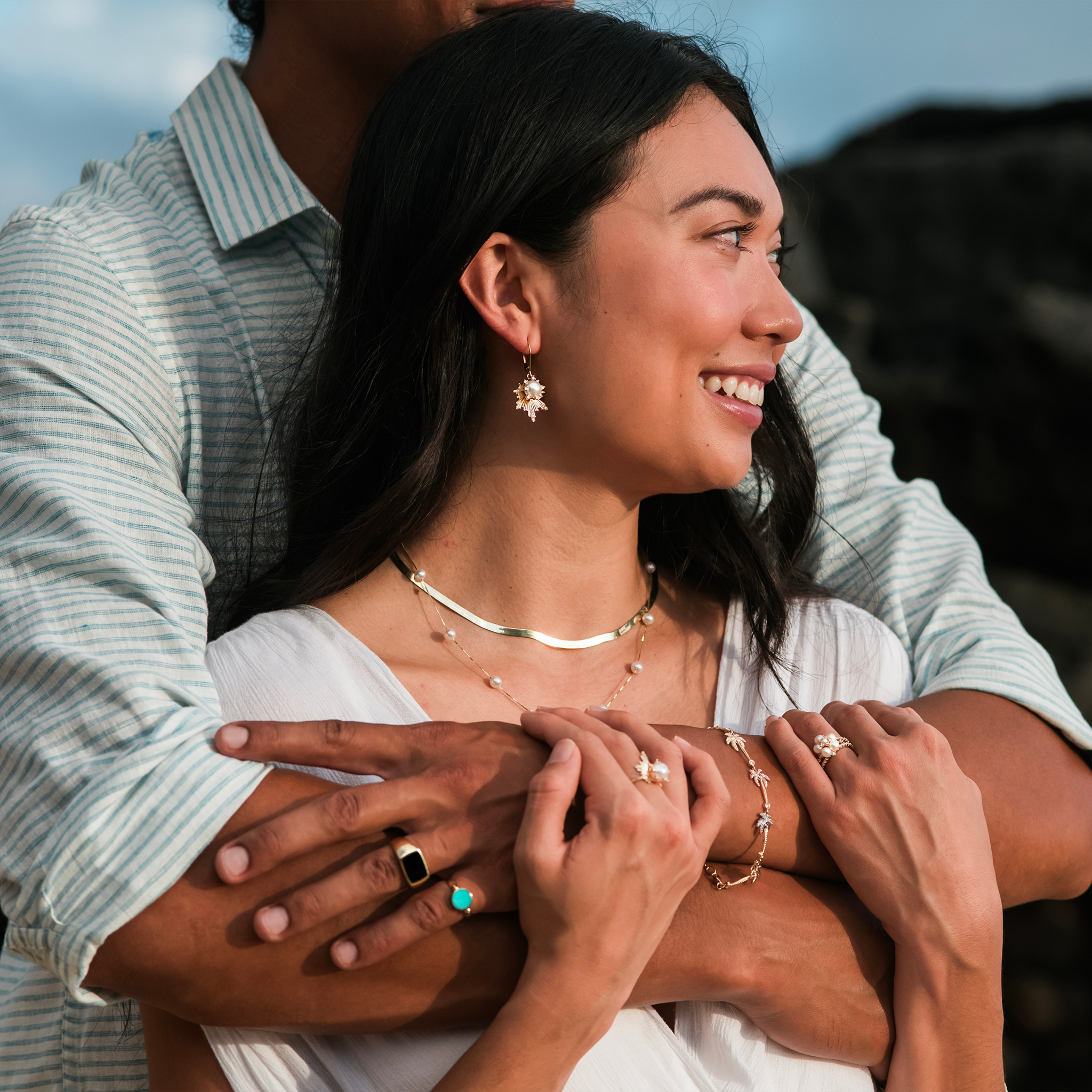 E Hoʻāla Akoya White Pearl Ring in Gold with Diamonds - 21mm