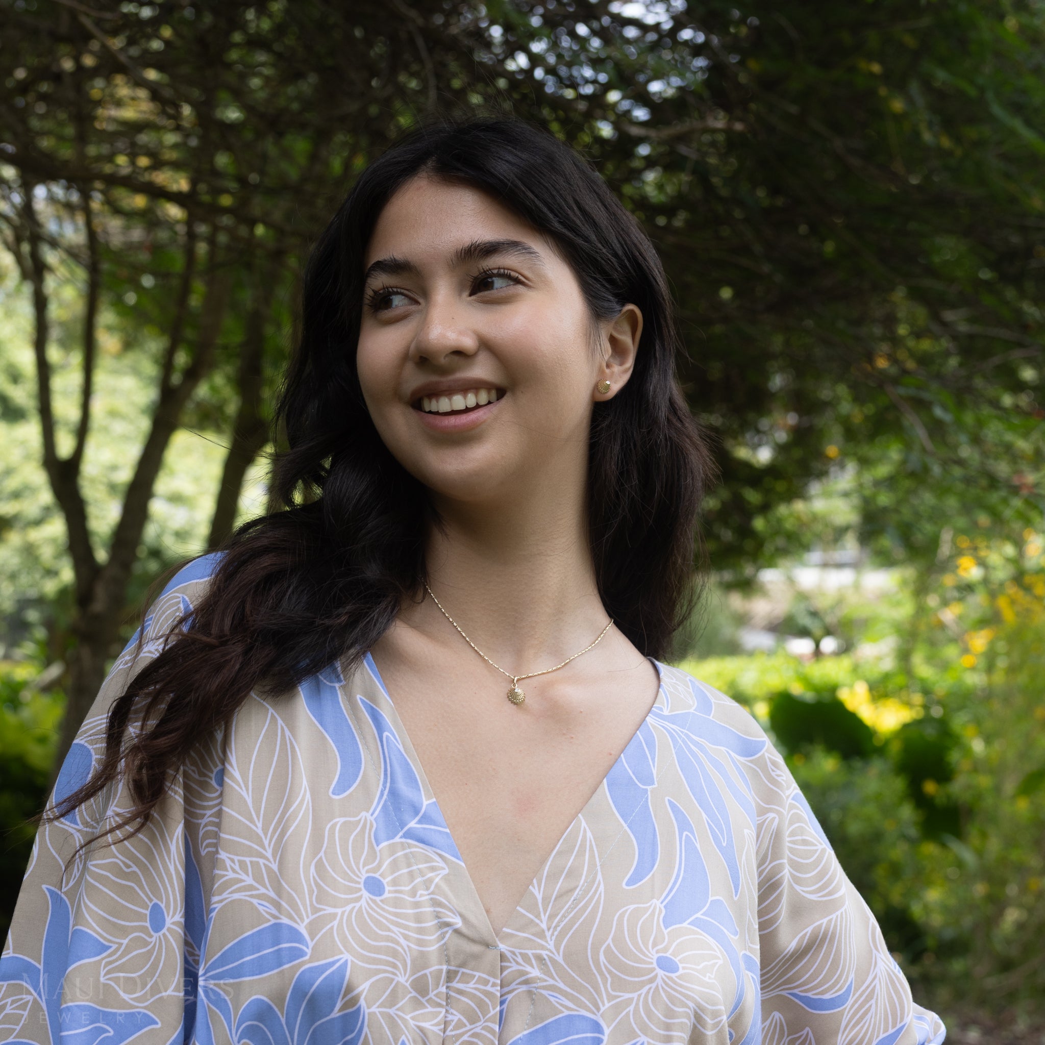 ʻOpihi Pendant in Gold with Diamond - 12mm