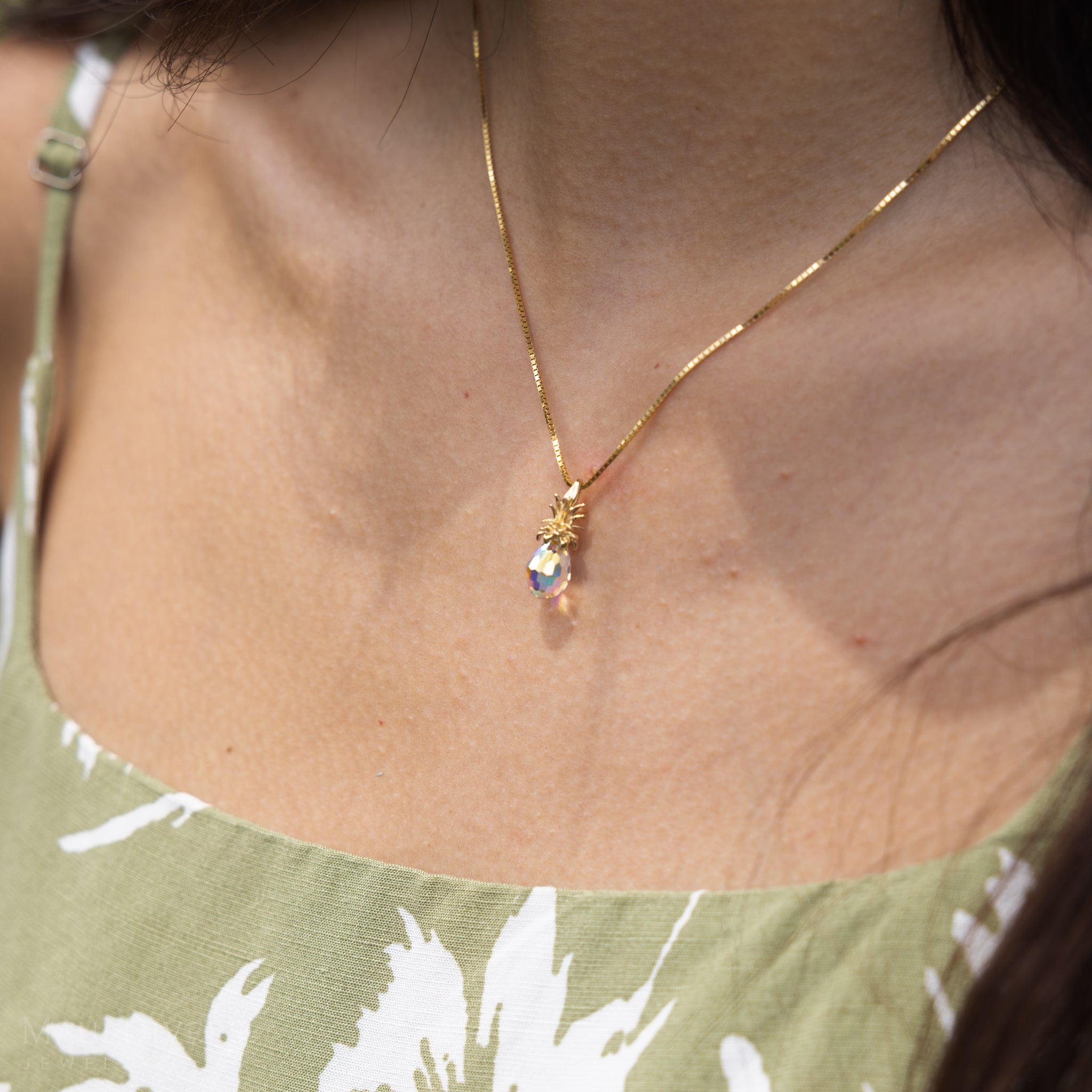 Crystal Pineapple Pendant in Gold - 20mm