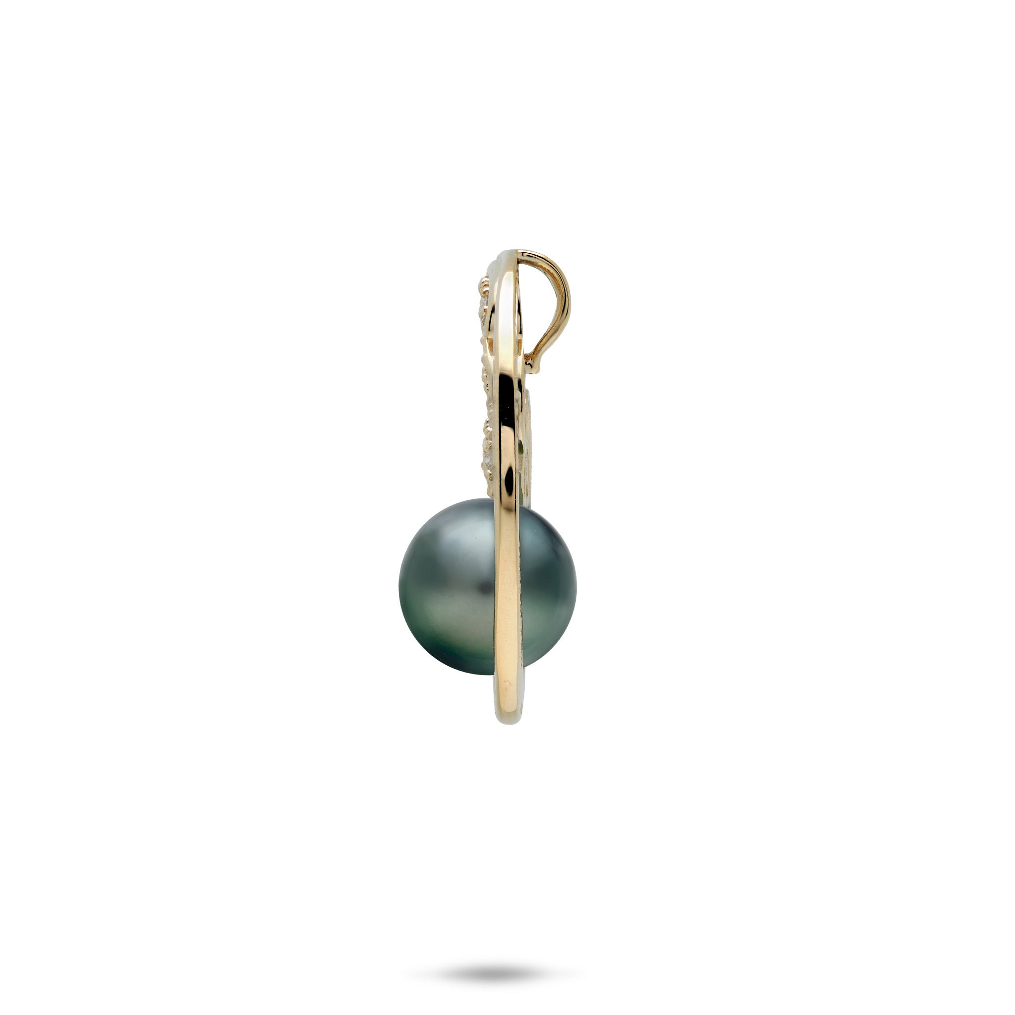 Side view of a 24mm Diamond and 9-10mm Tahitian Black Pearl Ocean Wave Pendant in 14k Yellow Gold on a white background