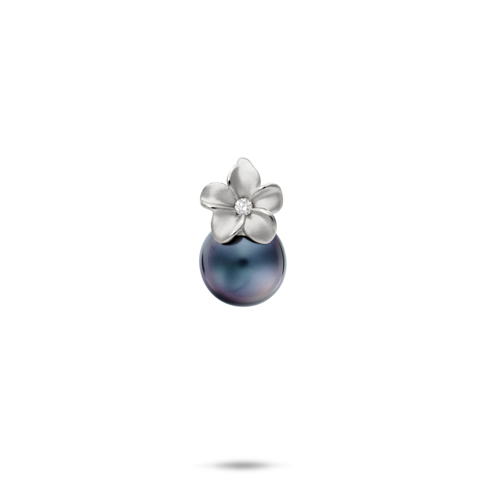 Plumeria Tahitian Black Pearl Pendant in White Gold with Diamond on a white background