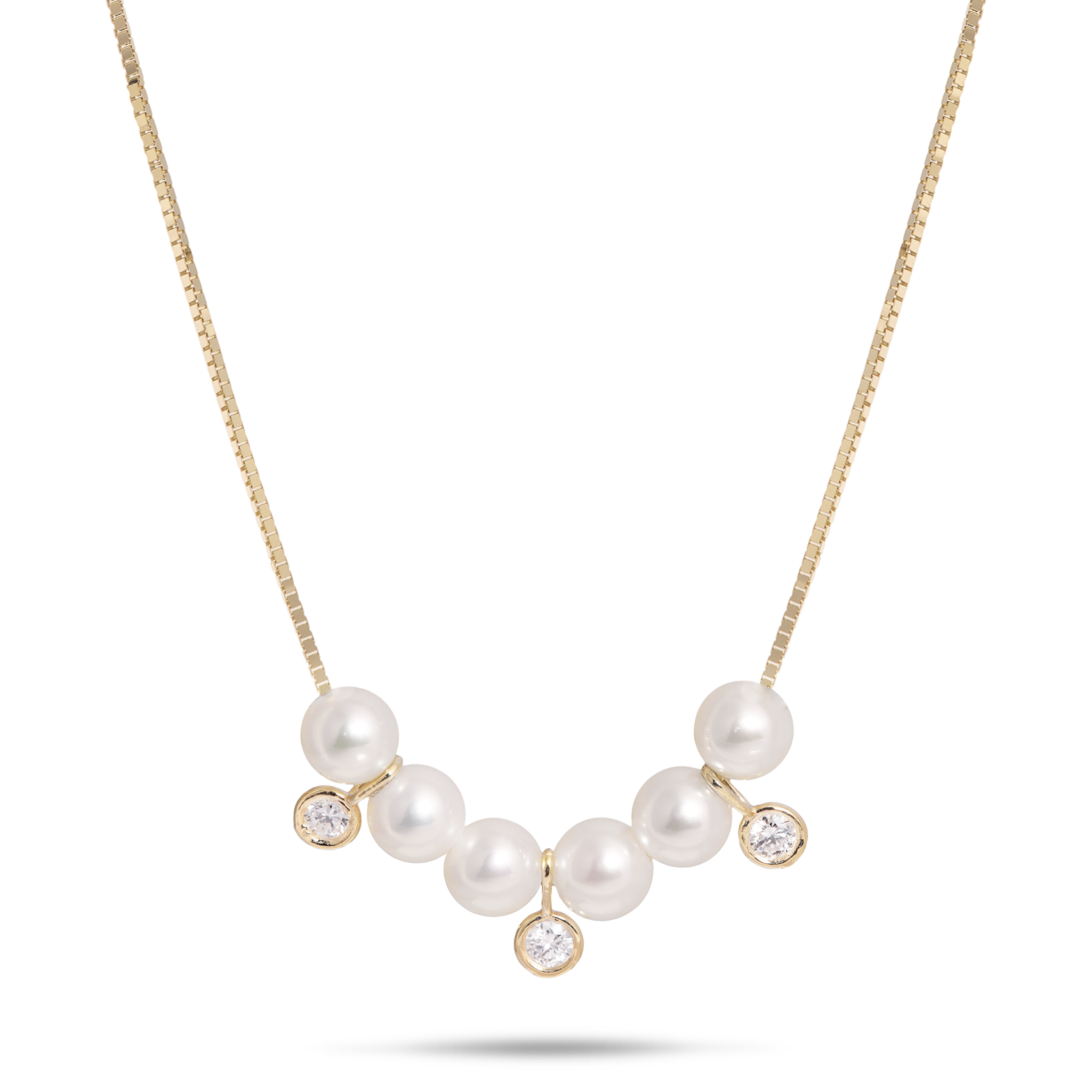16-18" Adjustable Akoya White Pearl Necklace in Gold with Diamonds - 4.5-5mm