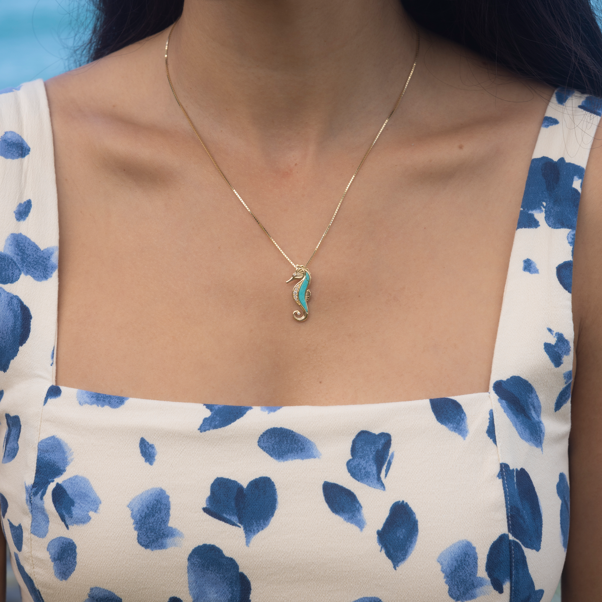 Sealife Seahorse Turquoise Pendant in Gold with Diamonds - 27mm