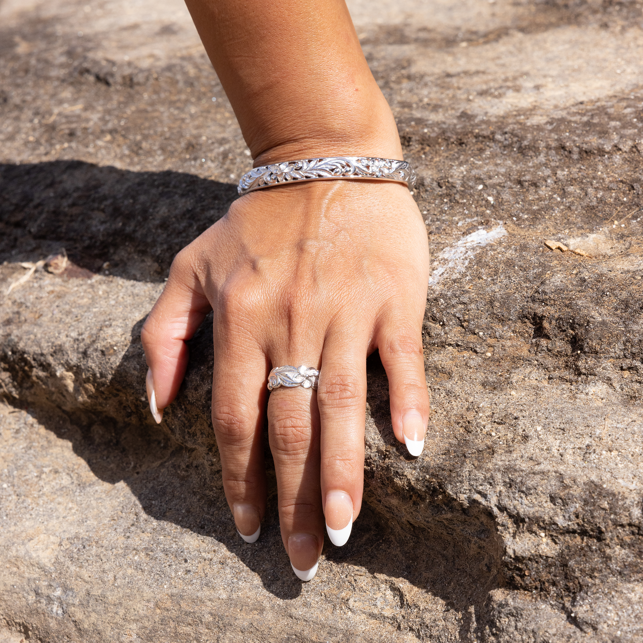 Hawaiianischer Erbstück-Plumeria-Ring aus Sterlingsilber – 8 mm