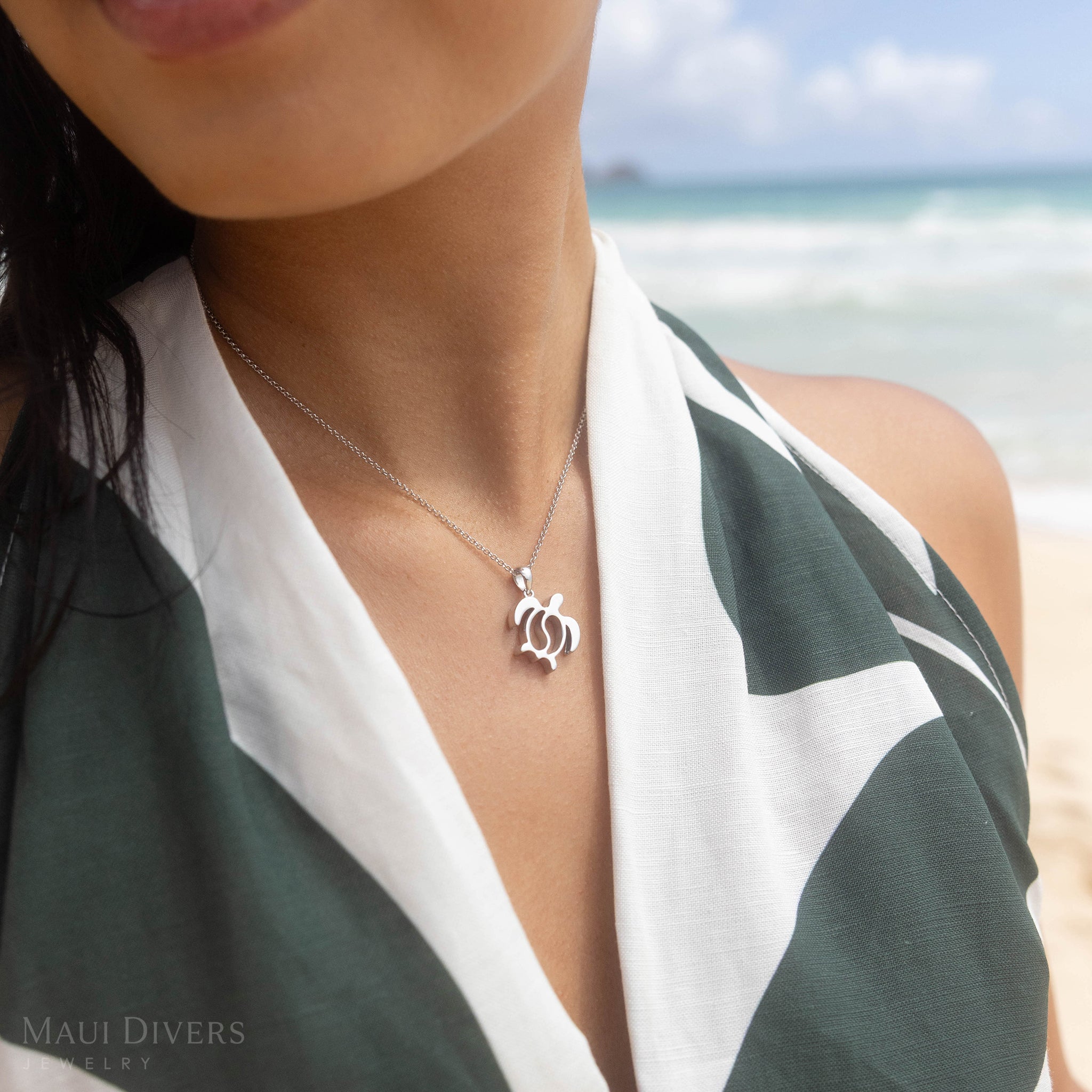 Honu Yin Yang Pendant in Sterling Silver  -  20mm