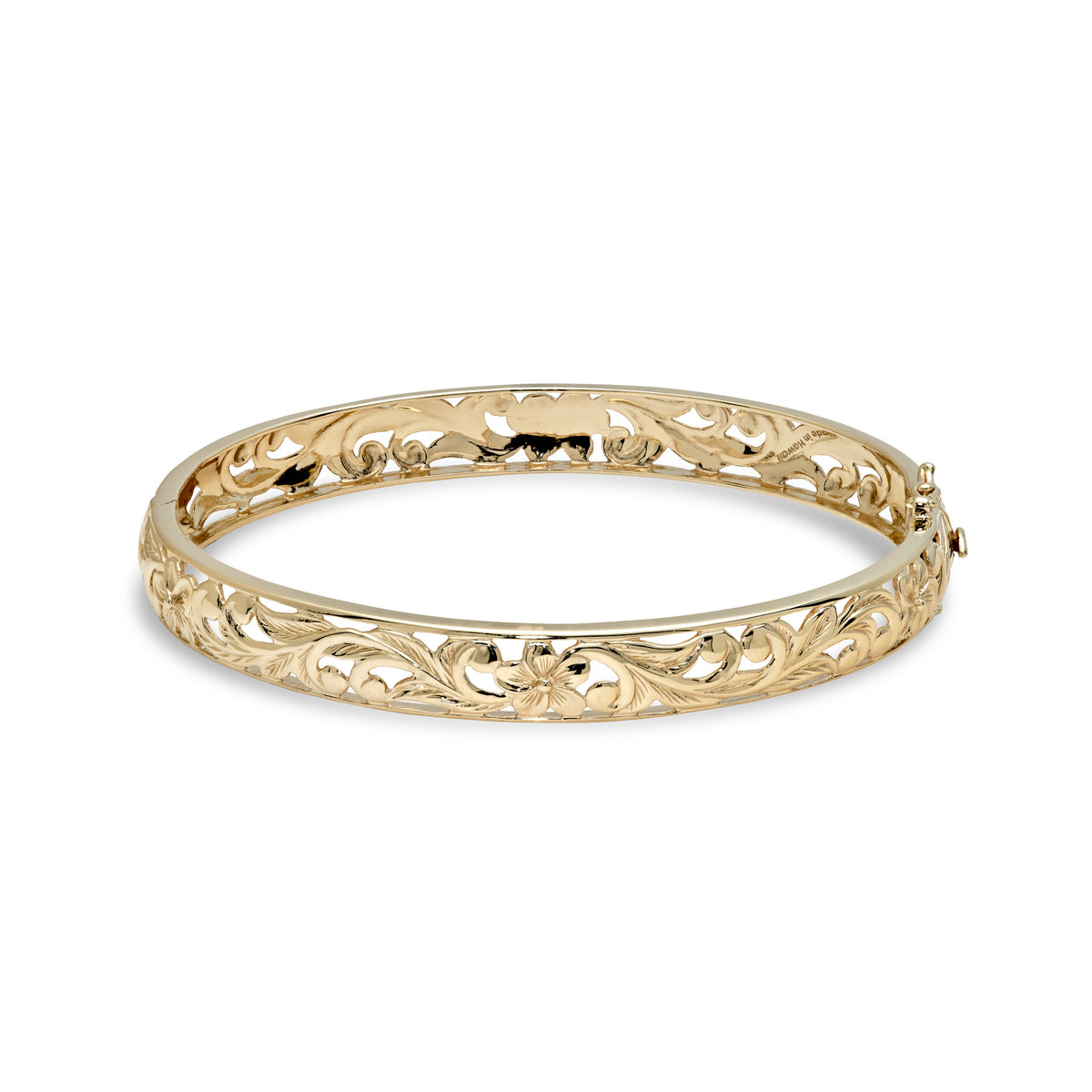 8mm Hawaiian Heirloom Plumeria Hinge Bracelet in 14k yellow Gold with a cut out design of Plumeria, maile leaves, and hapuʻu ferns, placed on a white background