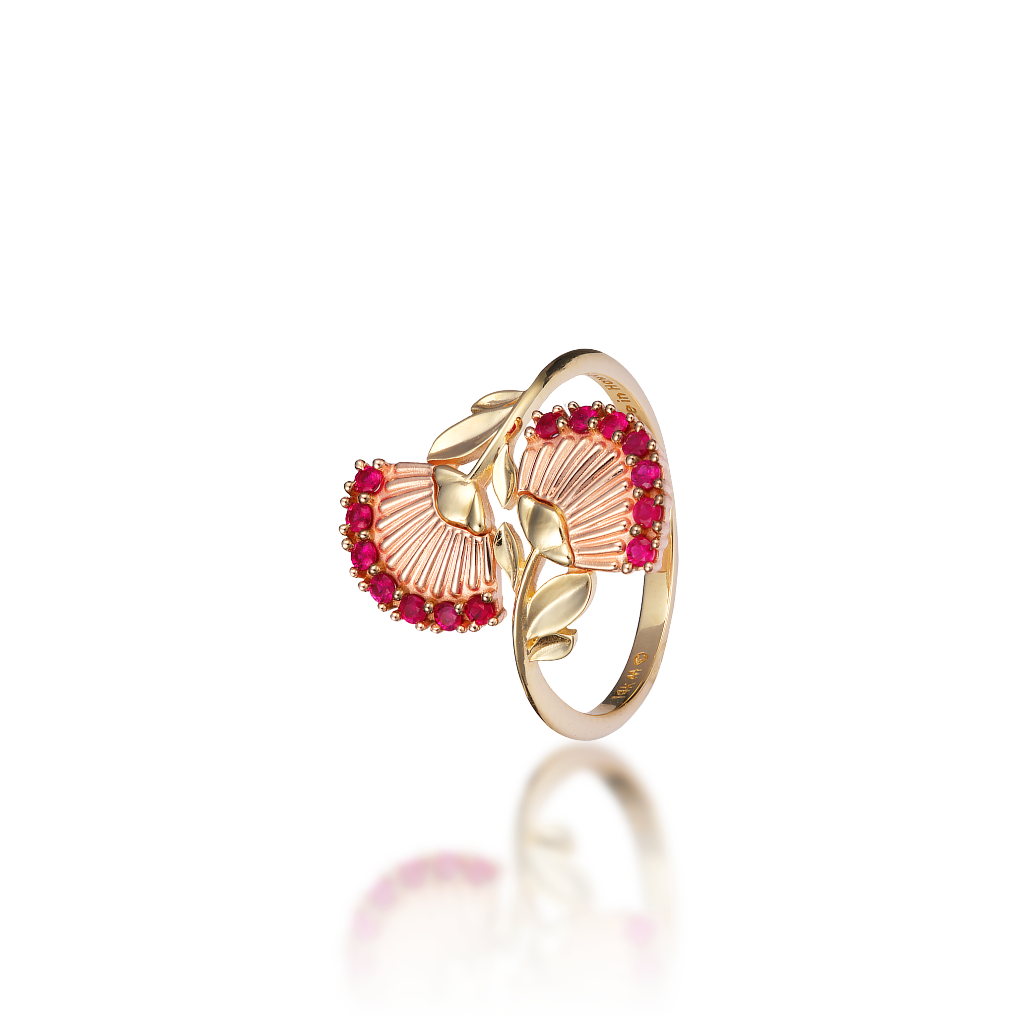 2トーンゴールドのOhia lehua Ruby Ring -18mm