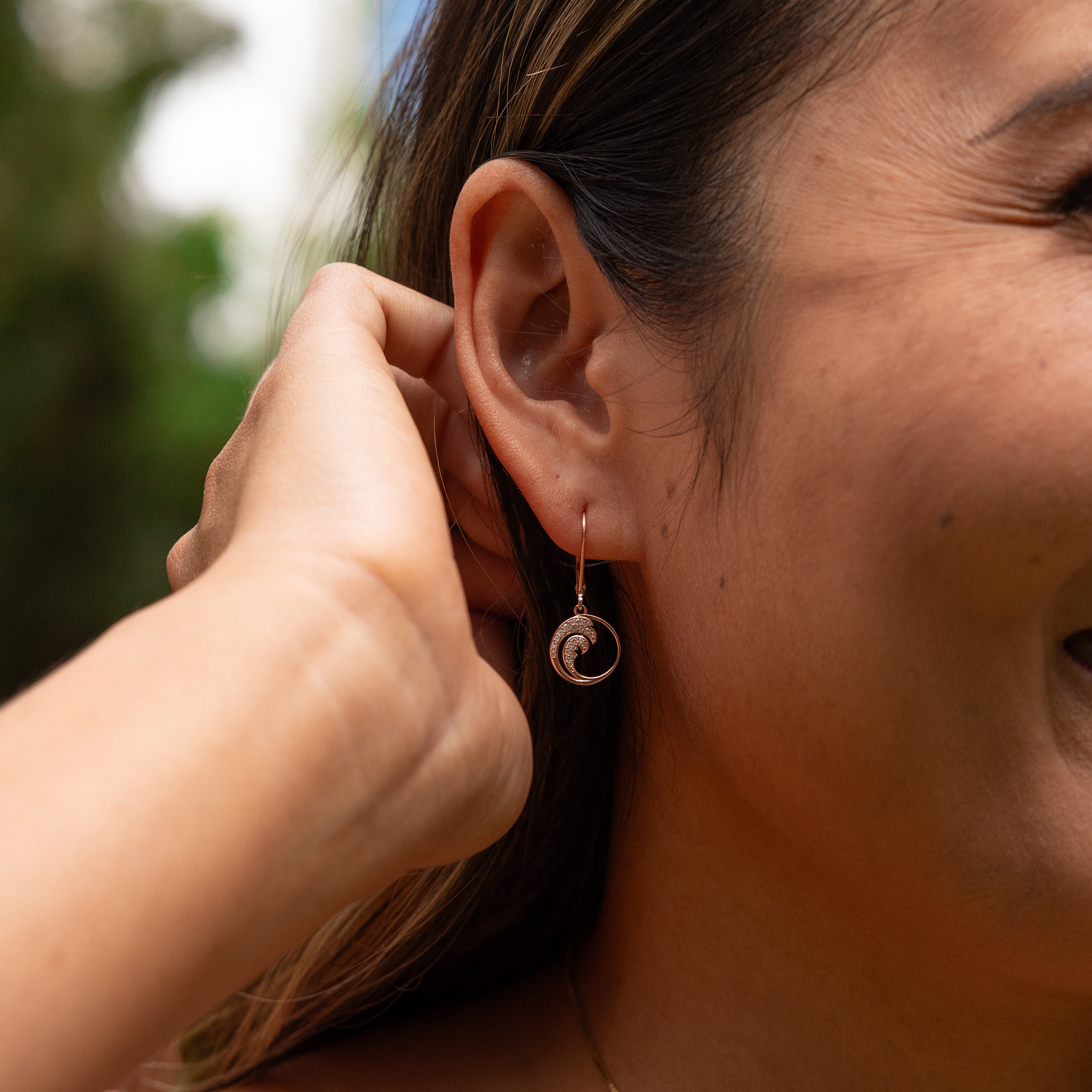 Nalu Earrings in Rose Gold with Diamonds - 12mm