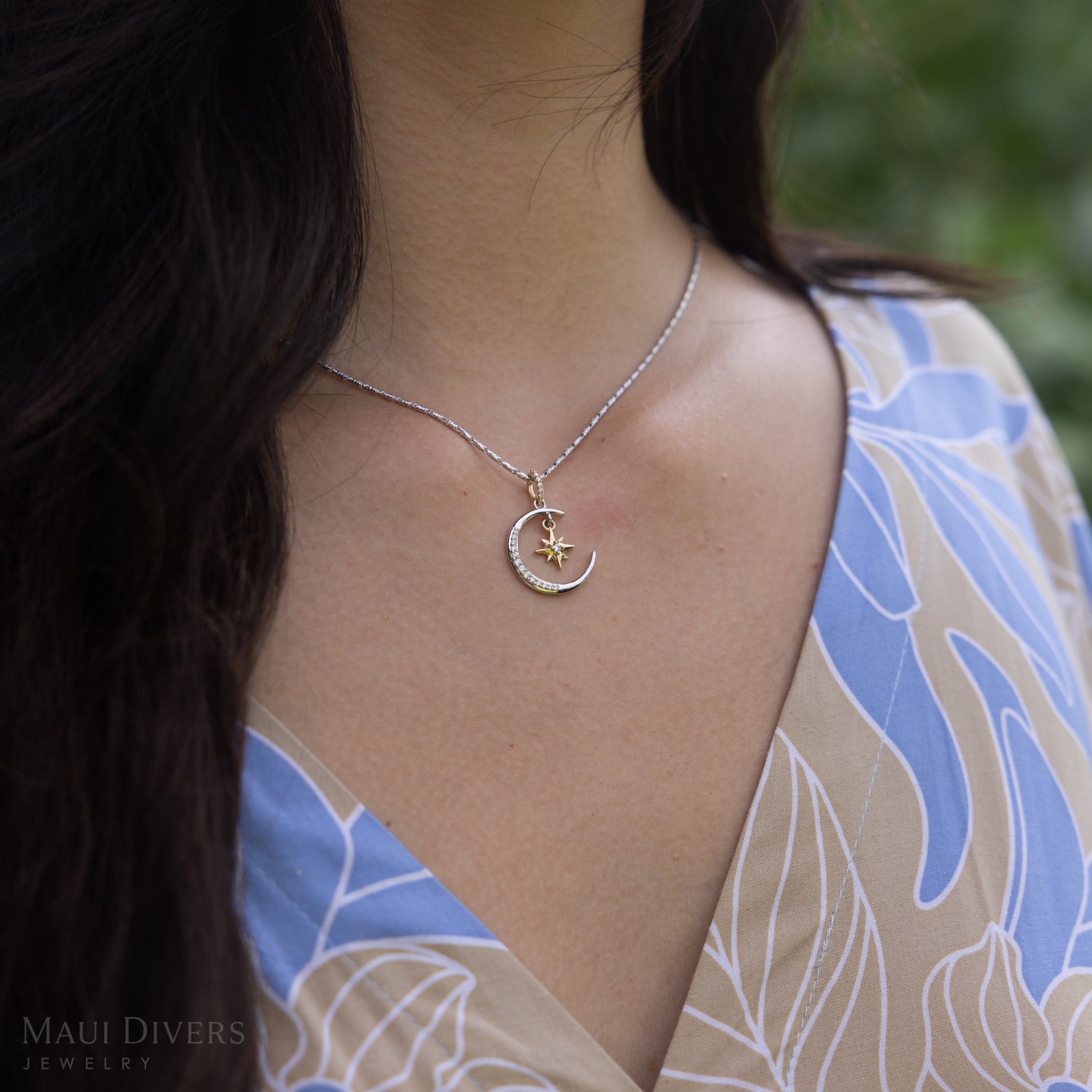 月 & Star Mermaid Pendant in Diamonds - 19.5mm の 2 本トーン・ゴールド